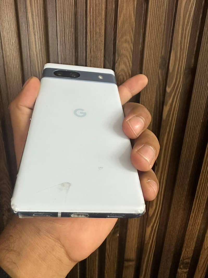 Google Pixel 7a 1