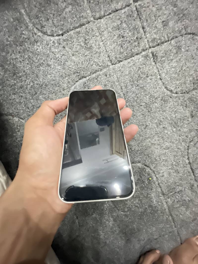 Apple iPhone 14 2