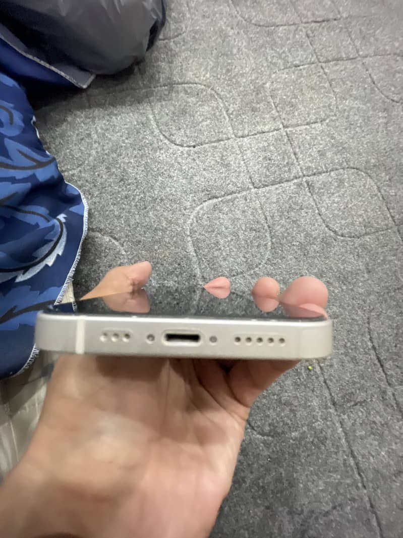 Apple iPhone 14 6