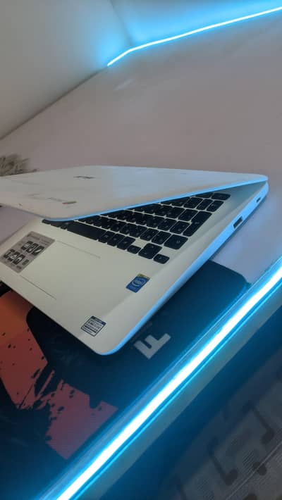 ASUS Chromebook for sell