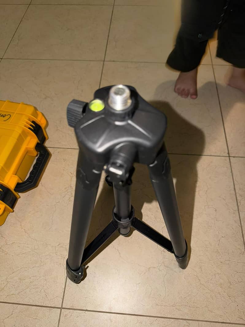 Laser leveller 1