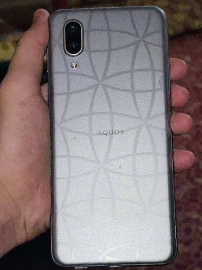 Sharp Aquos Sense3plus
