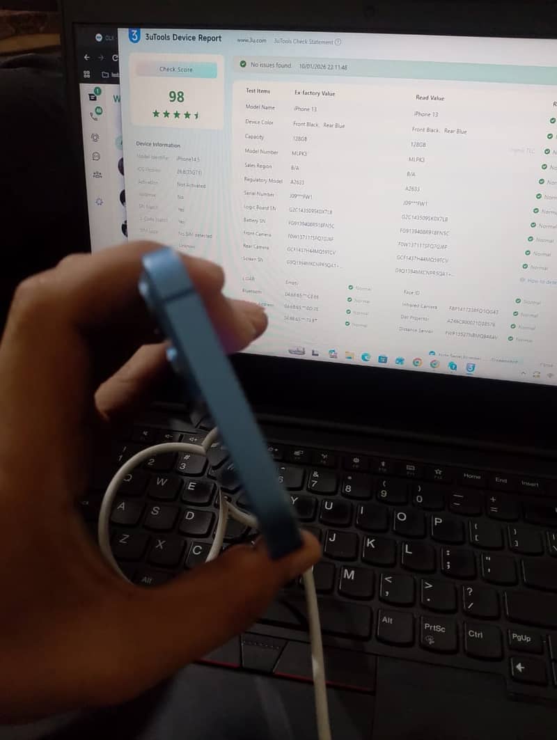 Apple iPhone 13 2