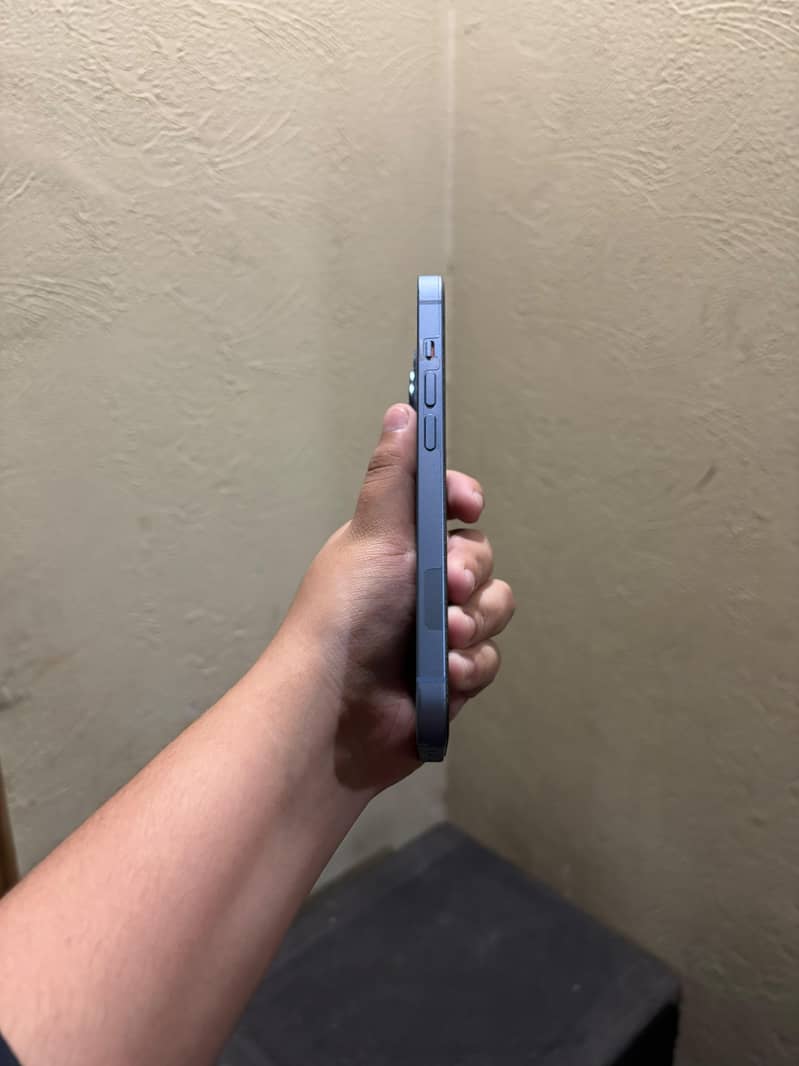 Apple iPhone 14 1