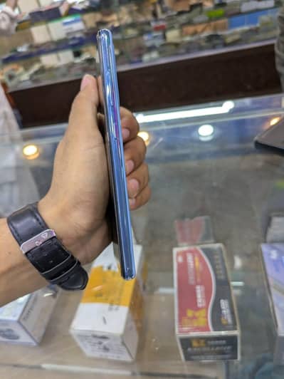 Samsung Mobile A52