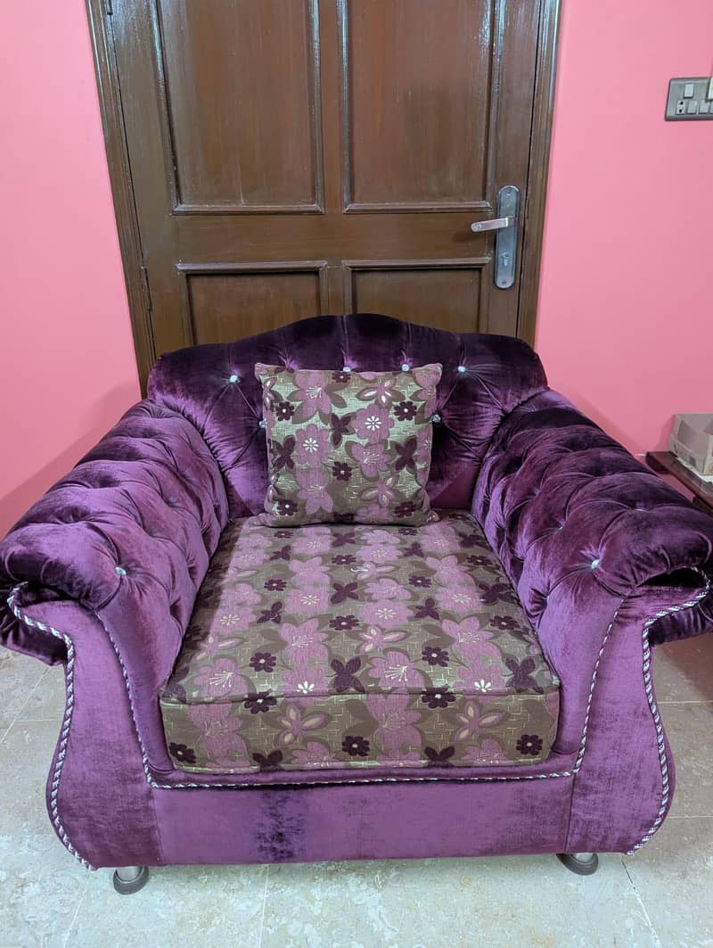 Sofas for sell 0