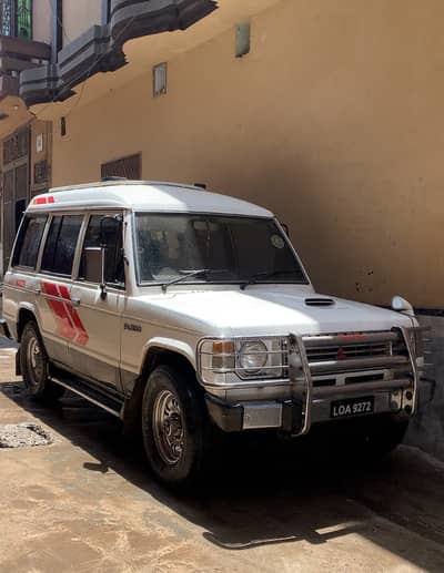 Mitsubishi Pajero 1990 5 door