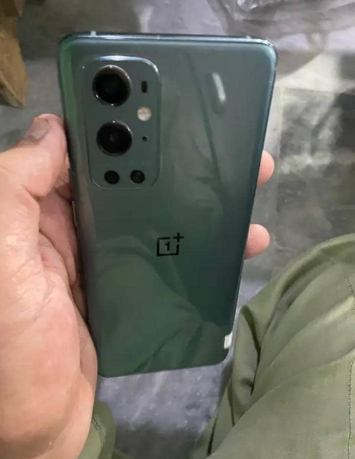 One Plus 9 Pro Mobile 0