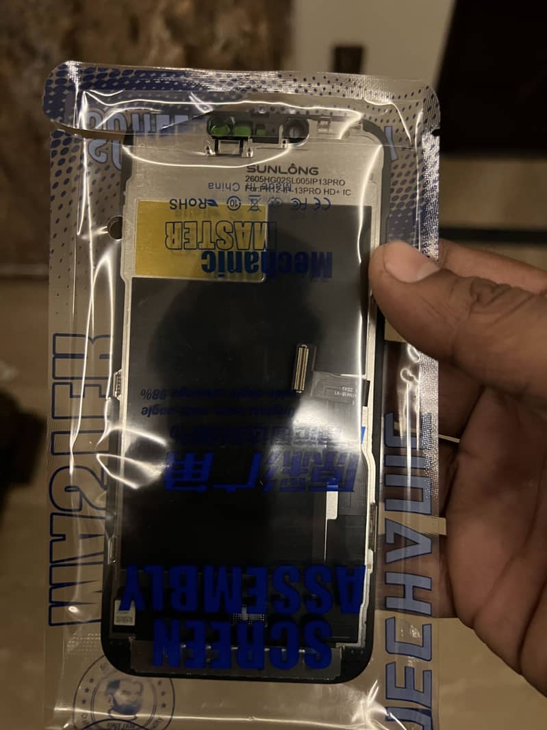 Iphone 13pro panel 1