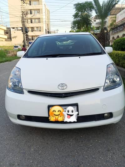 Toyota Prius 2010/14 Lahore number