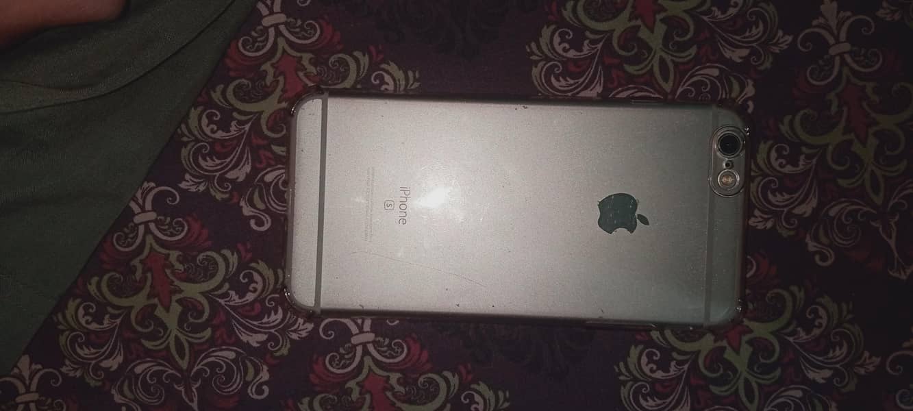 Apple iPhone 6S Plus 1