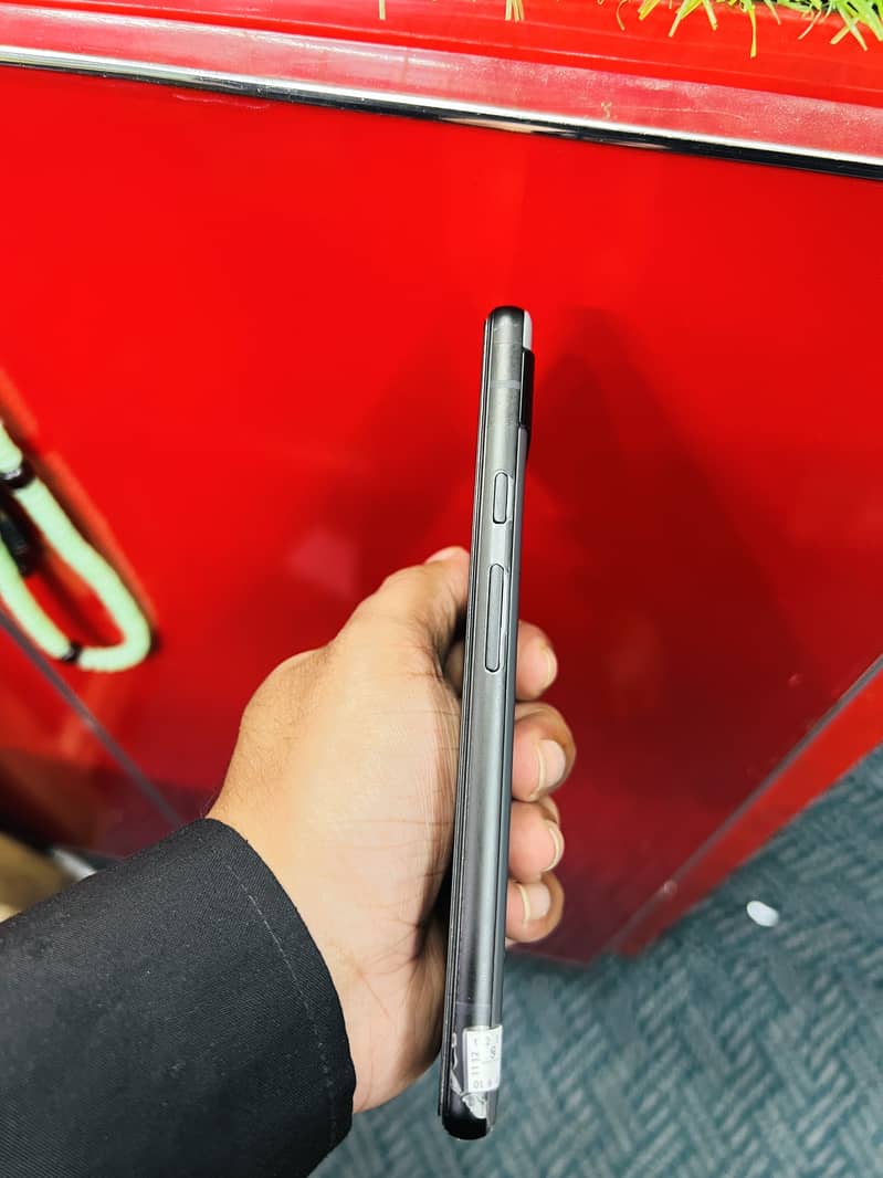 Google Pixel 6a 1