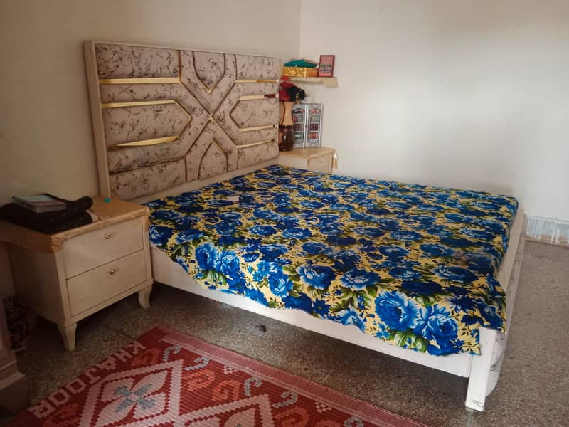 Bed, side tables, dressing table with mirror, showcase 1