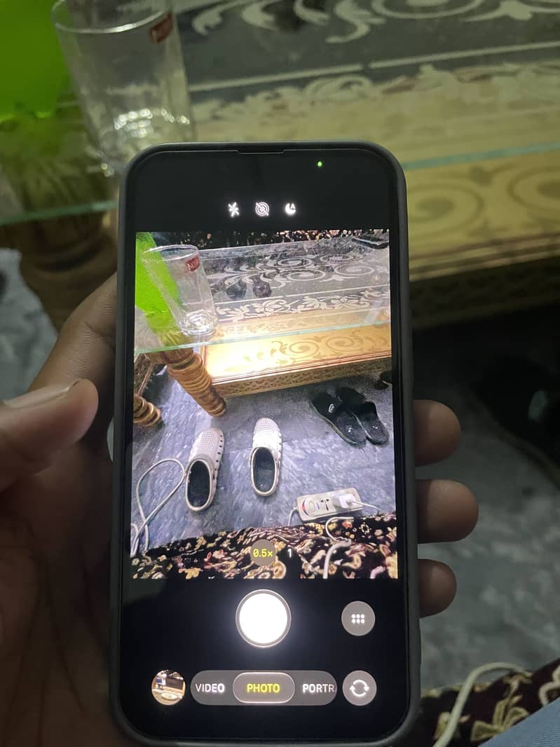 Apple iPhone 13 0