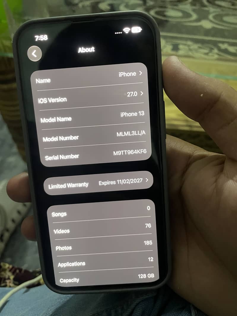 Apple iPhone 13 2