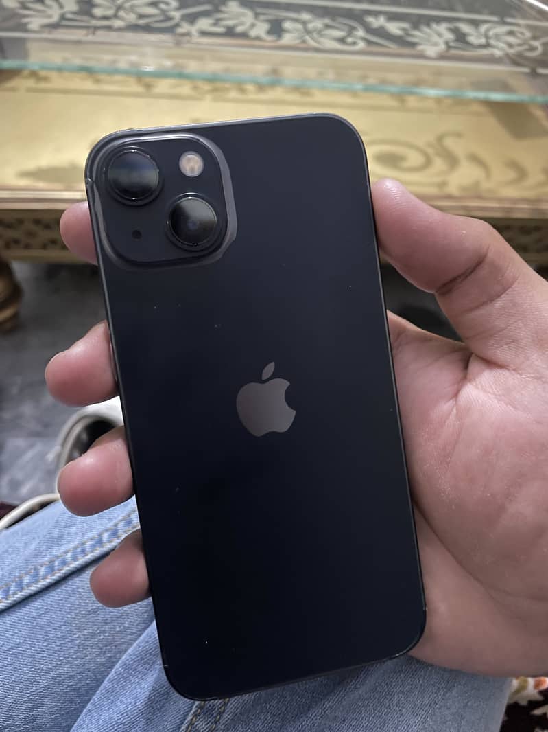 Apple iPhone 13 5
