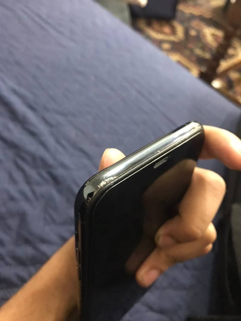 Apple iPhone 11 Pro Max 5