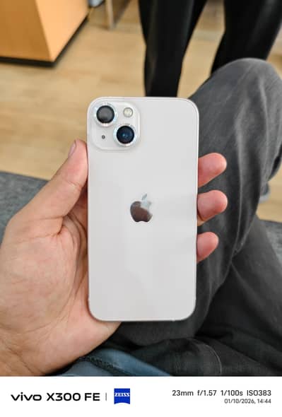 Apple iPhone 13
