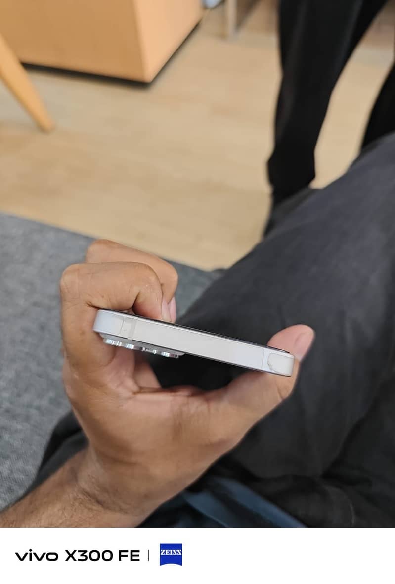Apple iPhone 13 3