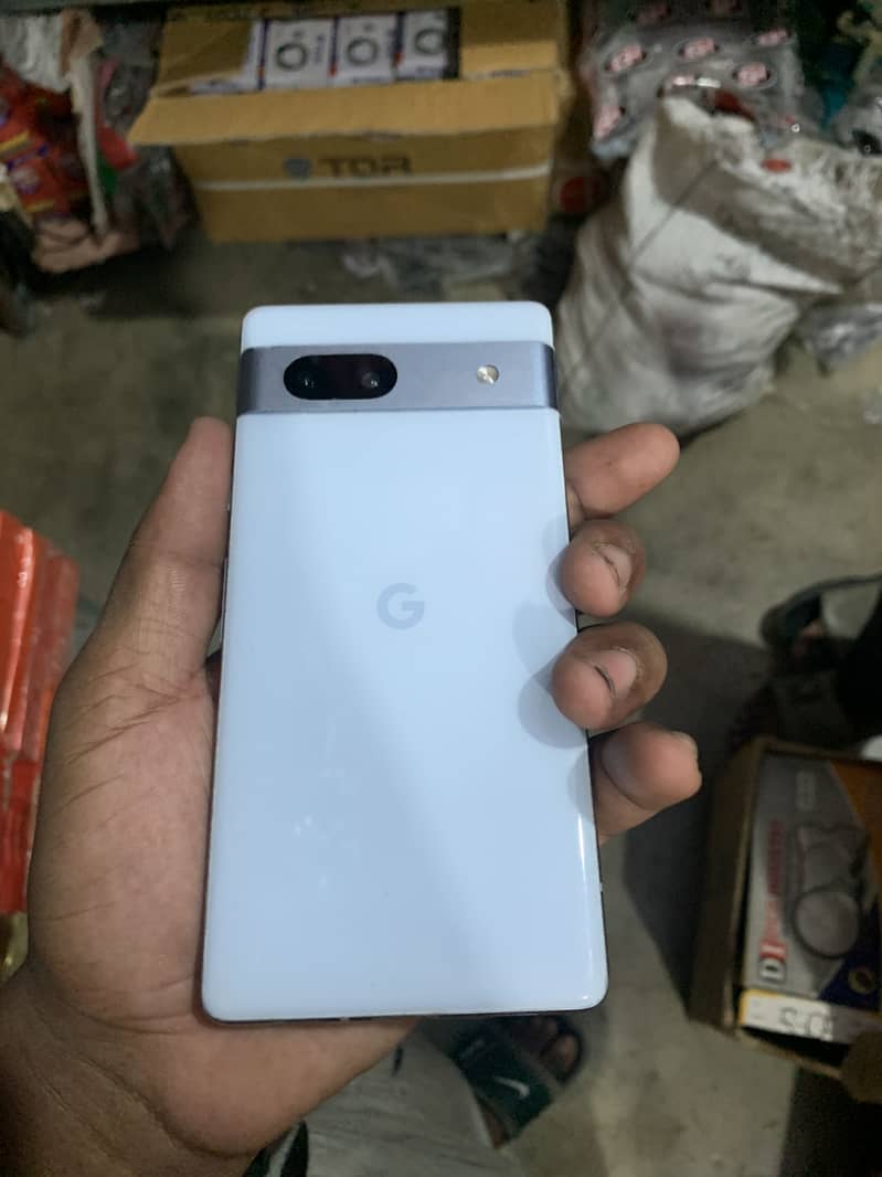 Google Pixel 7 3