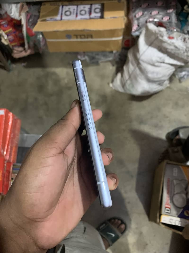 Google Pixel 7 4
