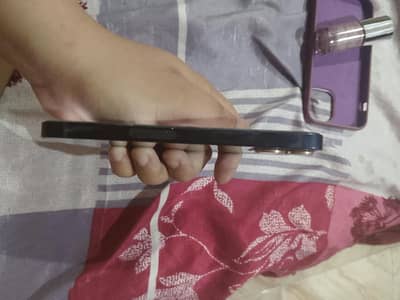 Apple iPhone 12 mini