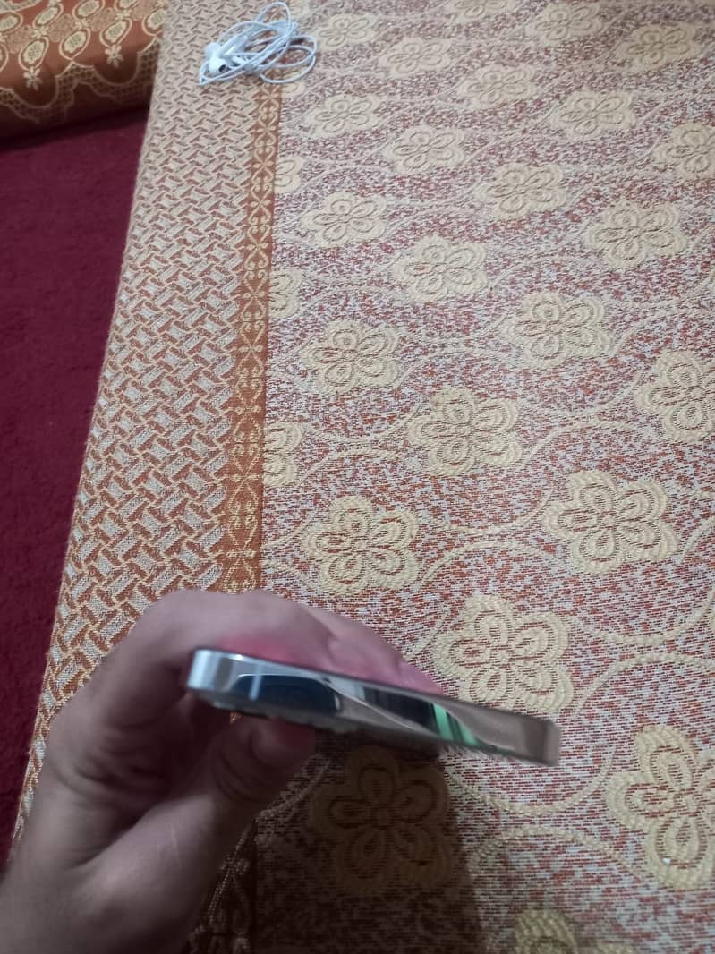 Apple iPhone 12 Pro Max 7