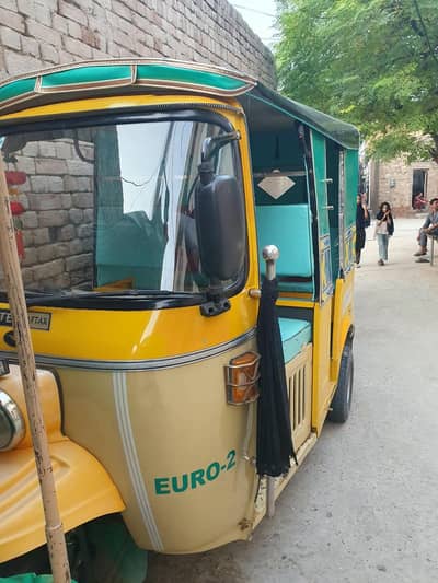 Taz Raftar CNG rickshaw 2024 model for sale