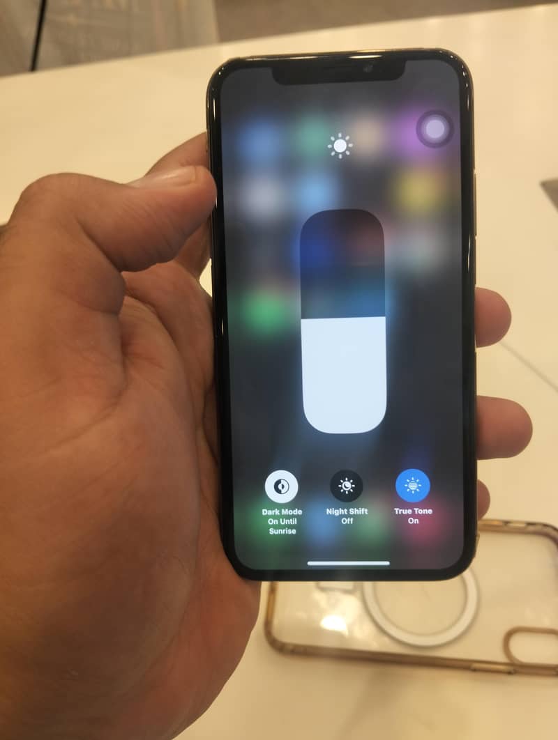 Apple iPhone XS 6