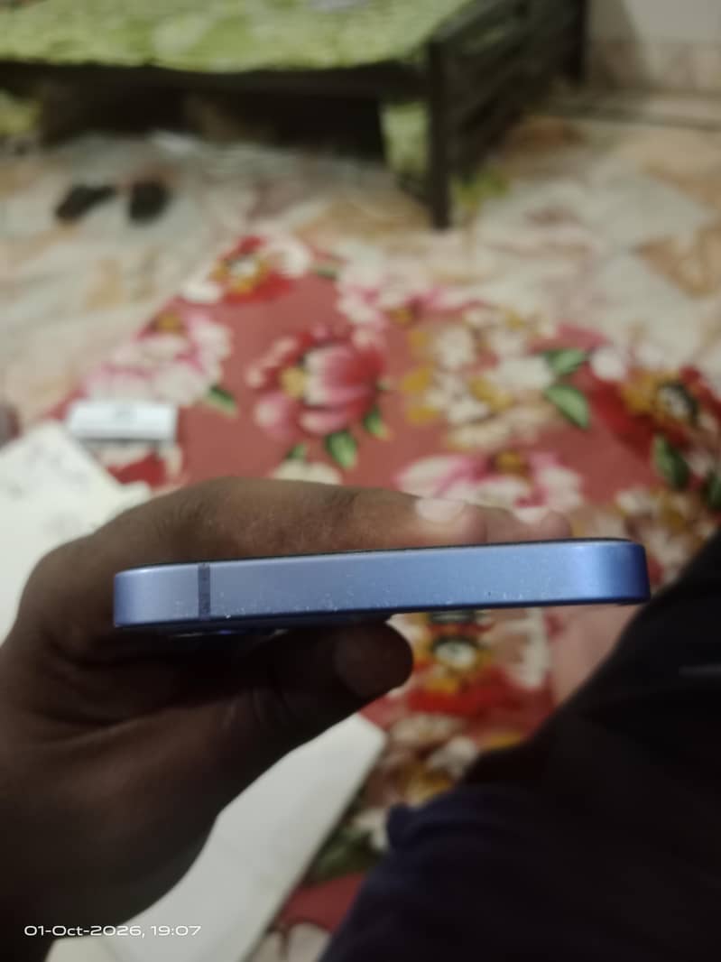 Apple iPhone 12 1