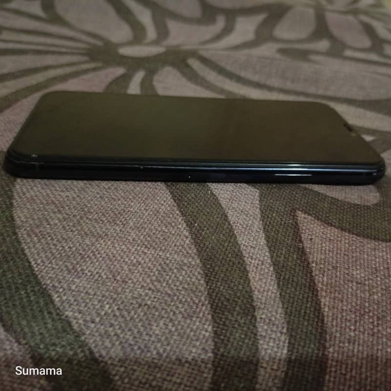 iPhone 11 Pro Max 5