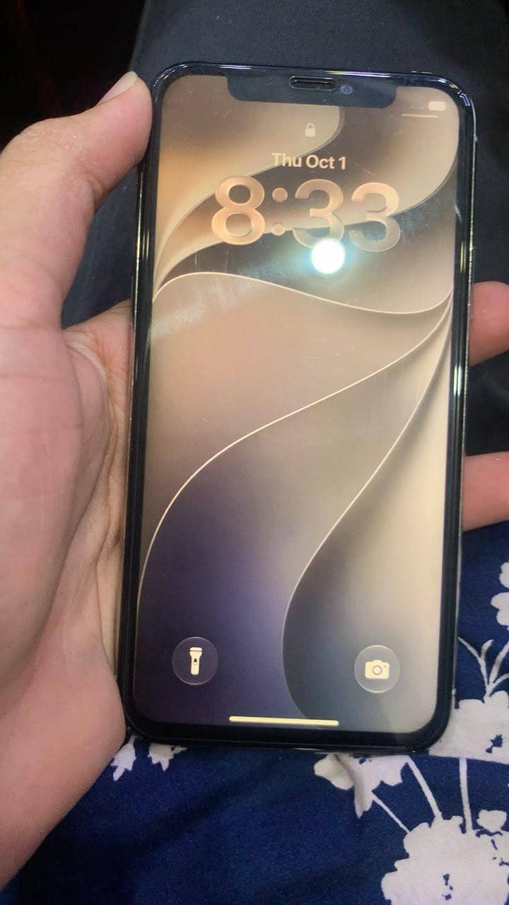 Apple iPhone 11 Pro 1