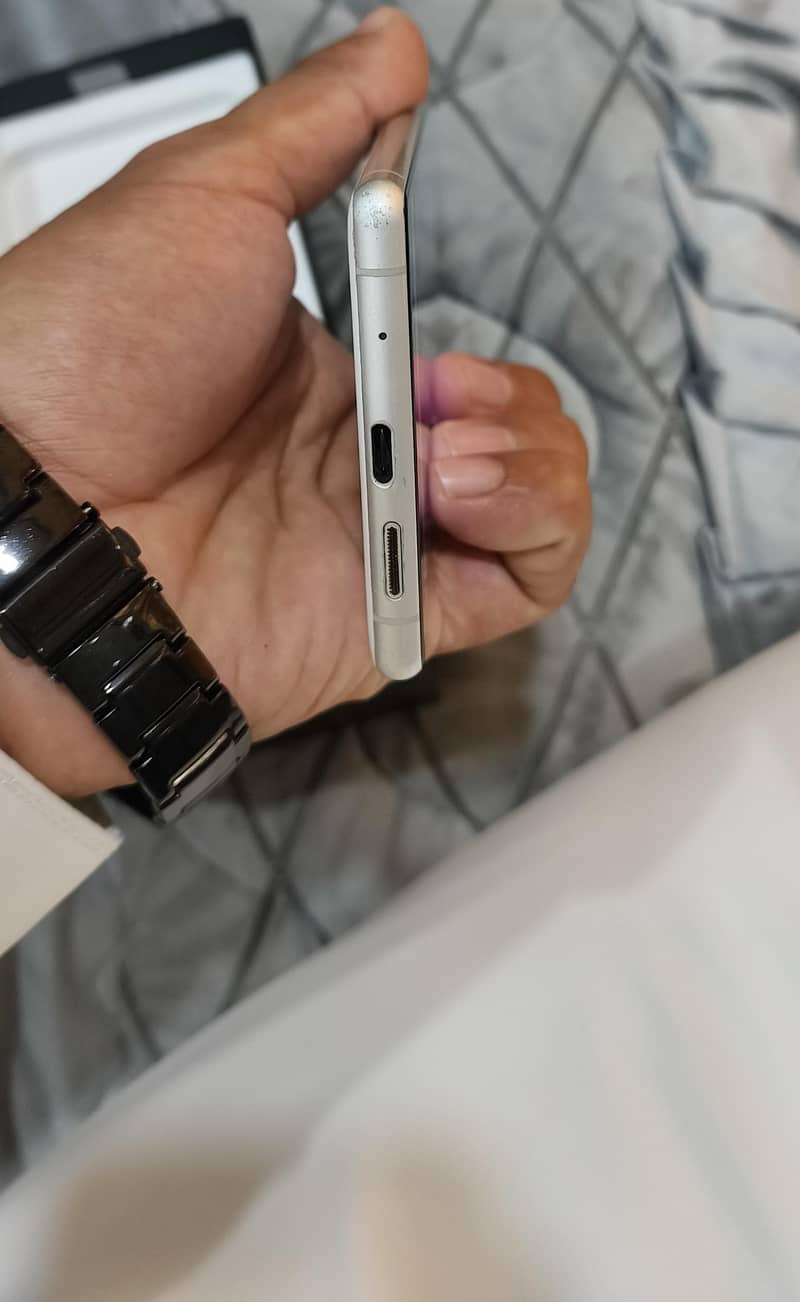 Sony 1 2