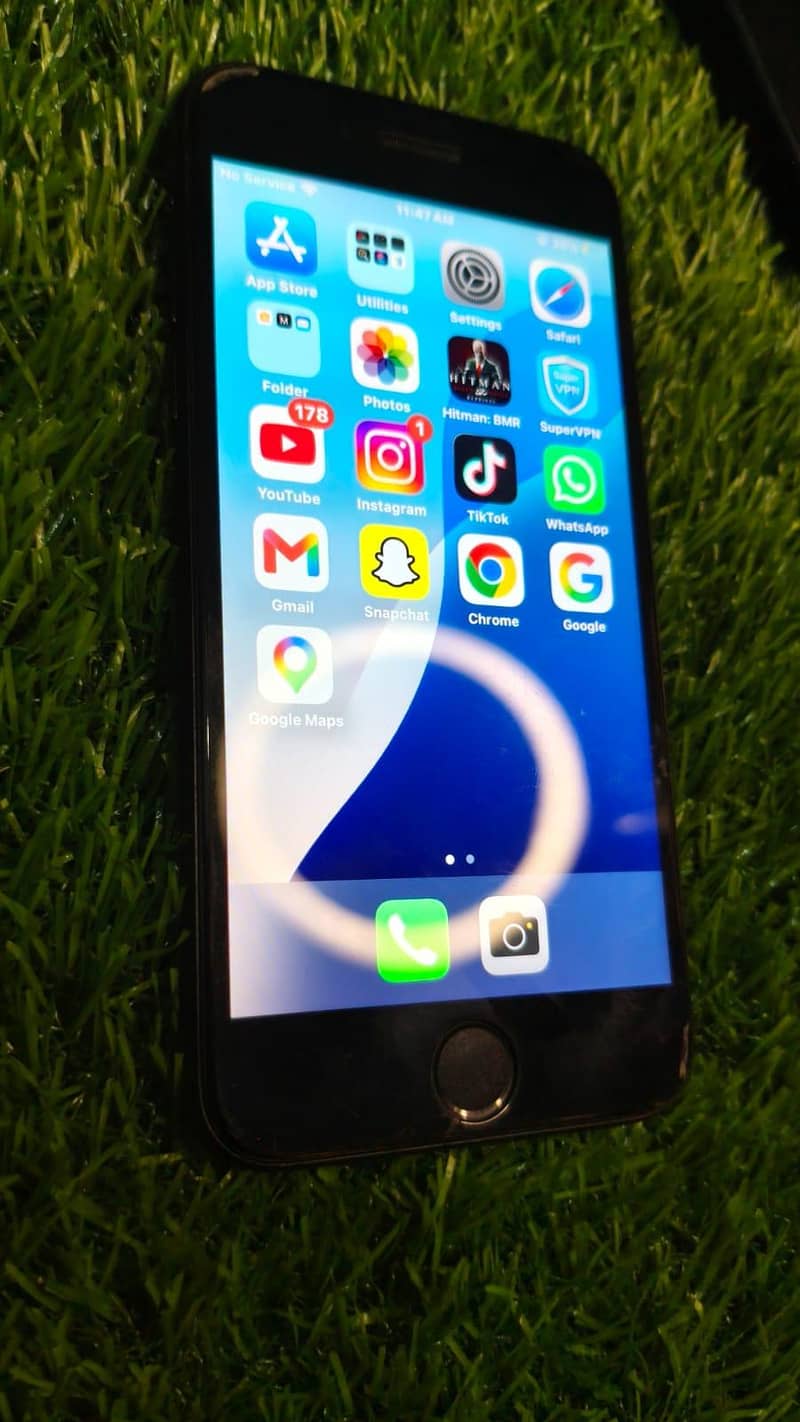 Apple iPhone SE 3 3