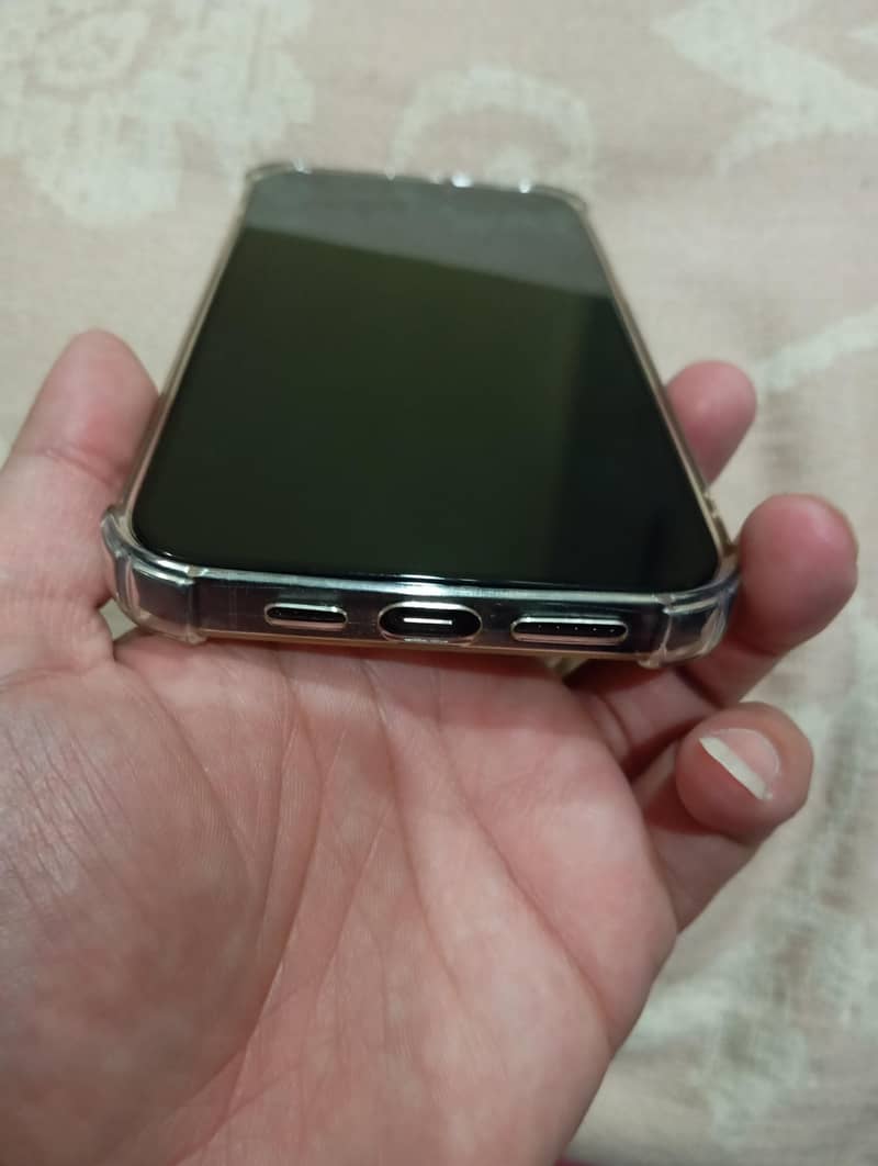 Apple iPhone 14 Pro Max 2