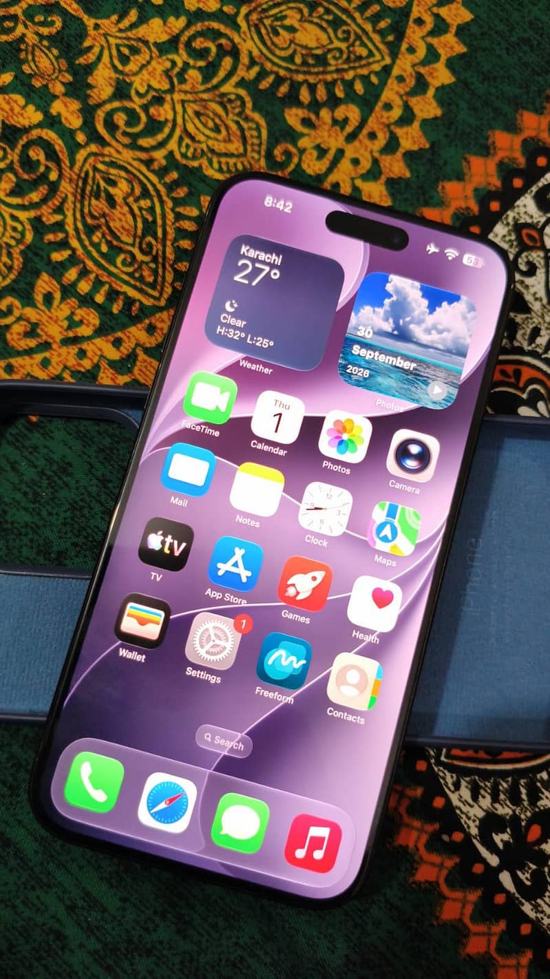 Apple iPhone 15 Pro Max 1
