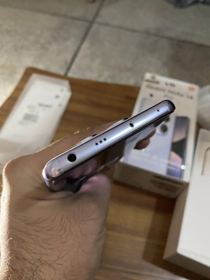 Xiaomi Redmi Note 14 Pro 3