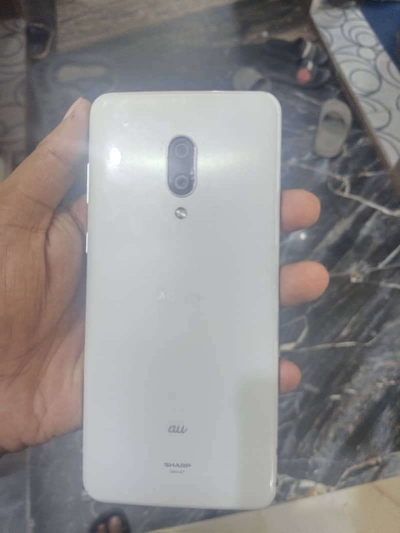 Sharp Aquos Zero 2 5