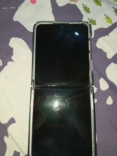 Samsung Mobile Z Flip 3