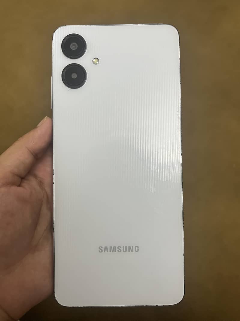 Samsung Mobile A06 0
