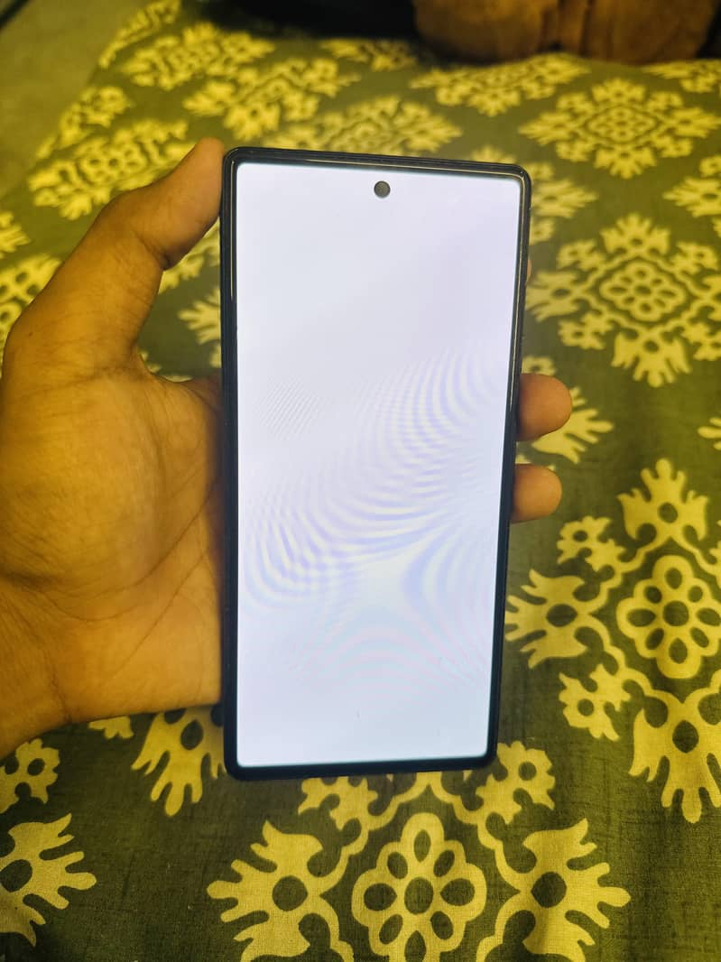 Google Pixel 6 4