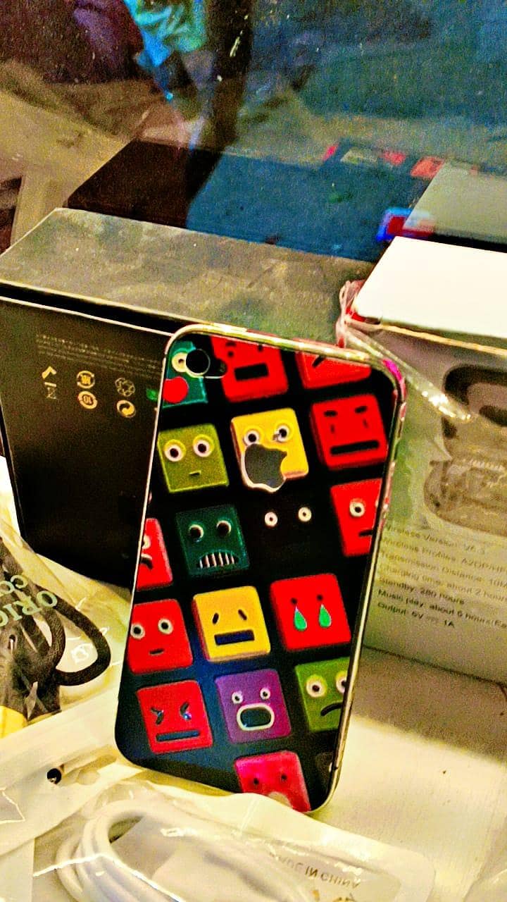 Apple iPhone 4s 1