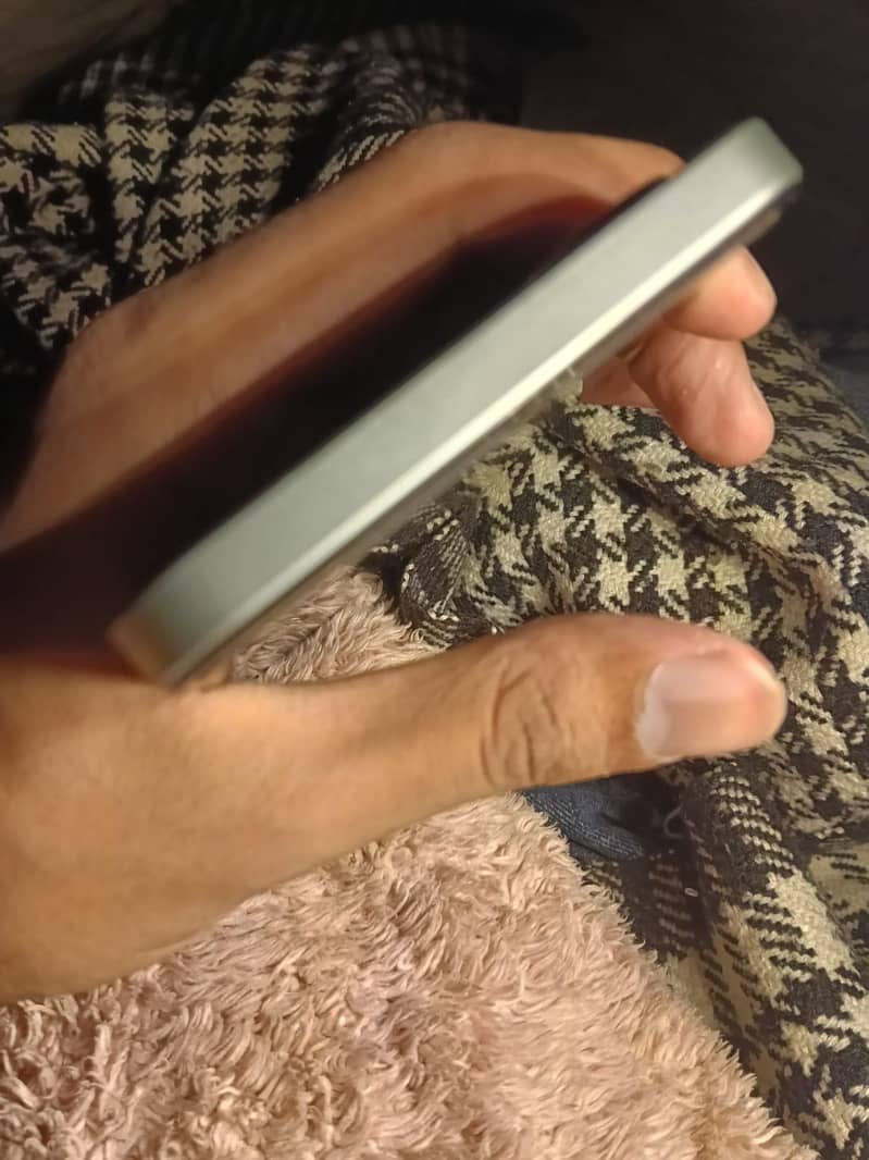 Realme Note 60x 7