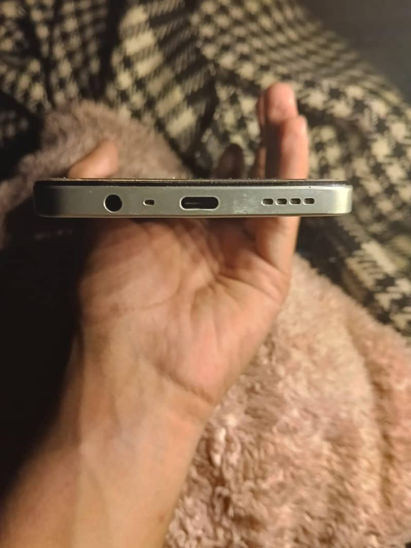 Realme Note 60x 8