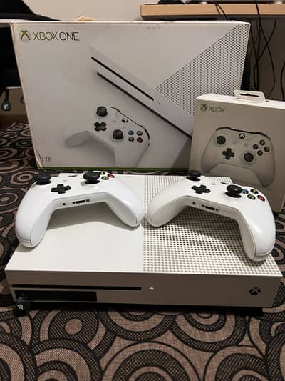 500gb Xbox One S for sale with 2 controllers