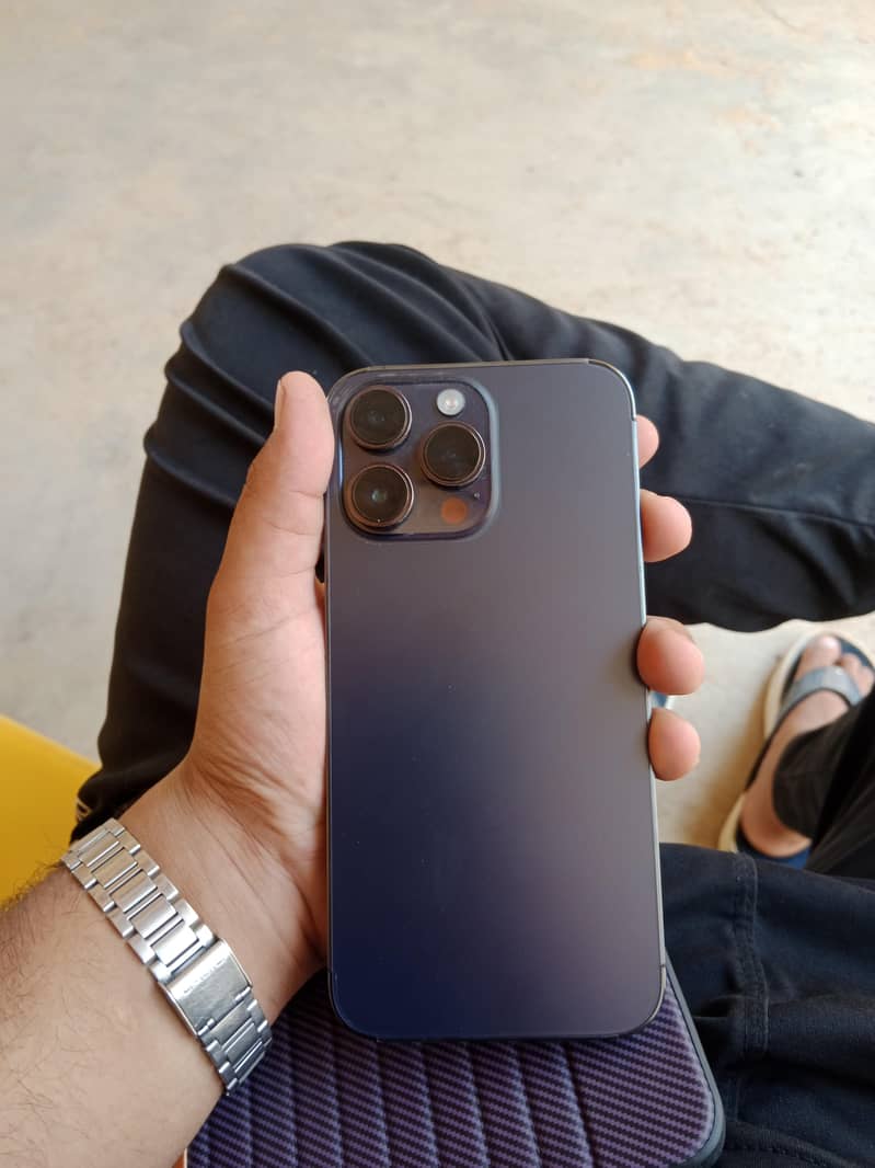 Apple iPhone 14 Pro Max 5