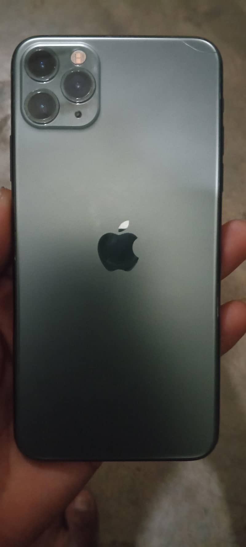 Apple iPhone 11 Pro Max 6