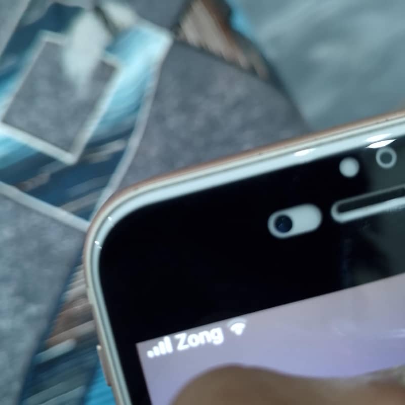 Apple iPhone 8 Plus 4