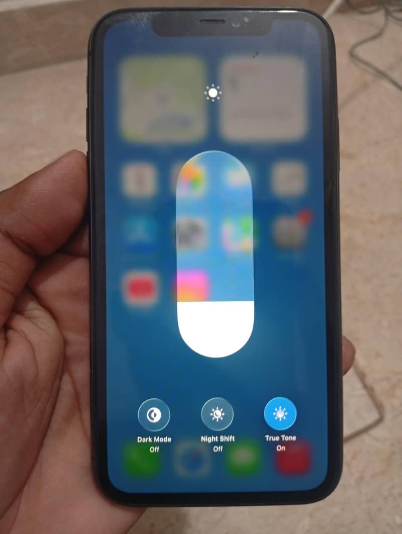 Apple iPhone 11 3