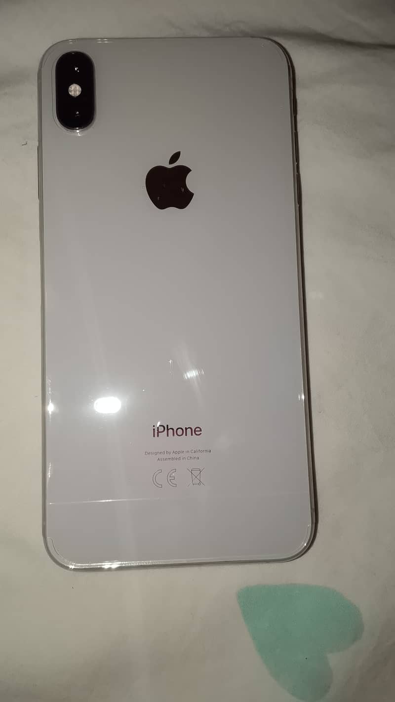 Apple iPhone XS Max 6